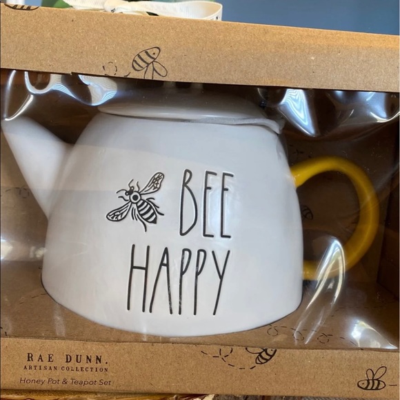 Rae Dunn Queen Bee - Picture 2 of 4